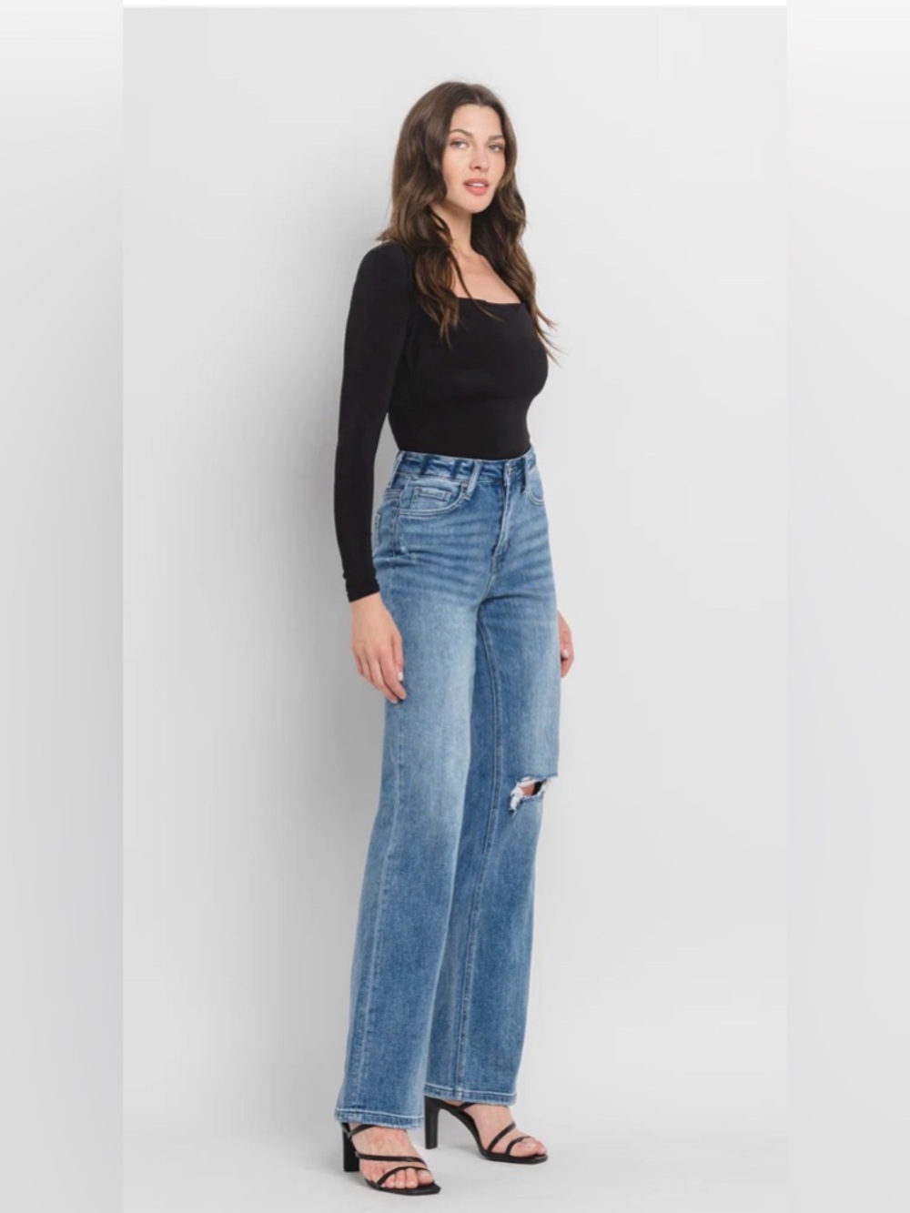 Vervet Super High Rise 90s Flare Jeans Distressed Knee Wide Leg Denim Size 27 - Picture 4 of 10